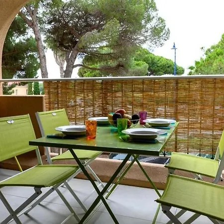 Port D'hyeres Et Pkg Gratuit Apartment